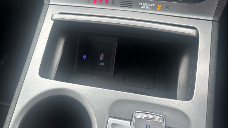 Hyundai KONA 100kW Premium 39kWh 5dr Auto Electric Hatchback